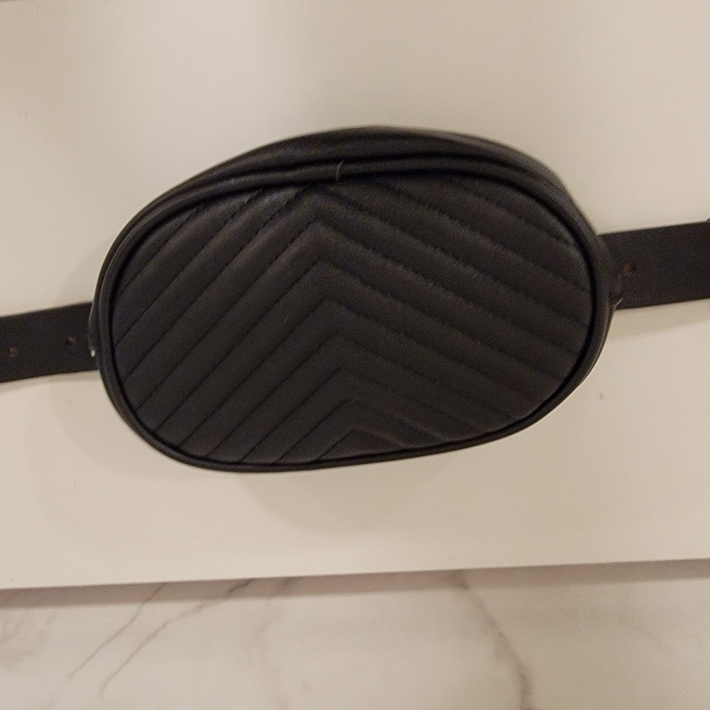 Black quilted fanny pack